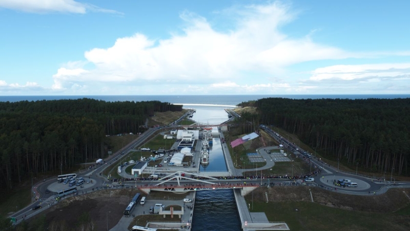 Otwarcie kanału żeglugowego przez Mierzeję Wiślaną [WIDEO]-GospodarkaMorska.pl