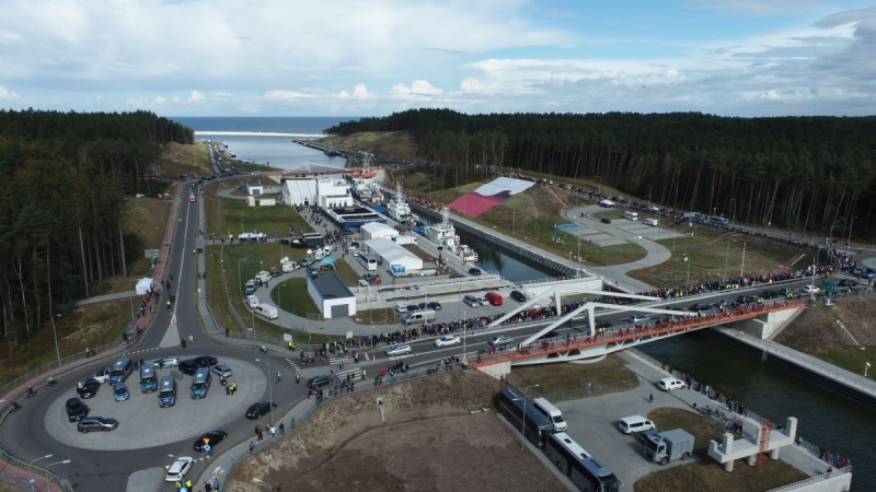 Otwarcie kanału żeglugowego przez Mierzeję Wiślaną [WIDEO]-GospodarkaMorska.pl