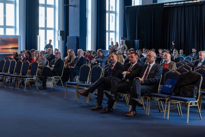 Kongres Gospodarki Morskiej Portu Gdynia im. Tadeusza Wendy. O czym rozmawiano pierwszego dnia? [ZDJĘCIA]-GospodarkaMorska.pl