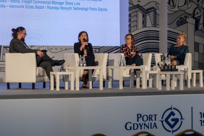 Kongres Gospodarki Morskiej Portu Gdynia im. Tadeusza Wendy. O czym rozmawiano pierwszego dnia? [ZDJĘCIA]-GospodarkaMorska.pl