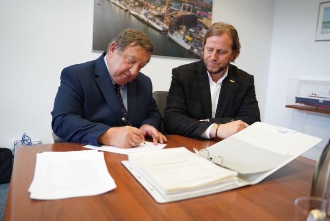 Przekazanie dokumentów dla ORP Mewa. PRS kończy nadzór nad budową jednostki-GospodarkaMorska.pl