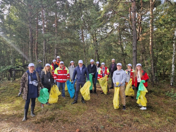 Go Green w DCT Gdańsk. Trwa kampania promująca świadomość klimatyczną [ZDJĘCIA]-GospodarkaMorska.pl
