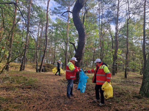 Go Green w DCT Gdańsk. Trwa kampania promująca świadomość klimatyczną [ZDJĘCIA]-GospodarkaMorska.pl