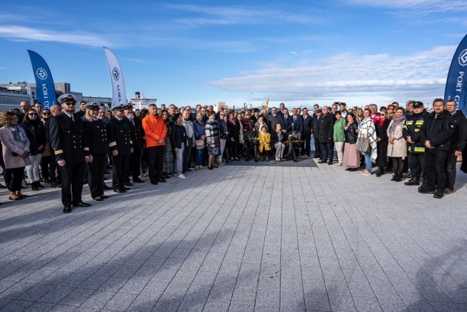 100-lecie Portu Gdynia. Wenda i Kwiatkowski upamiętnieni [WIDEO]-GospodarkaMorska.pl