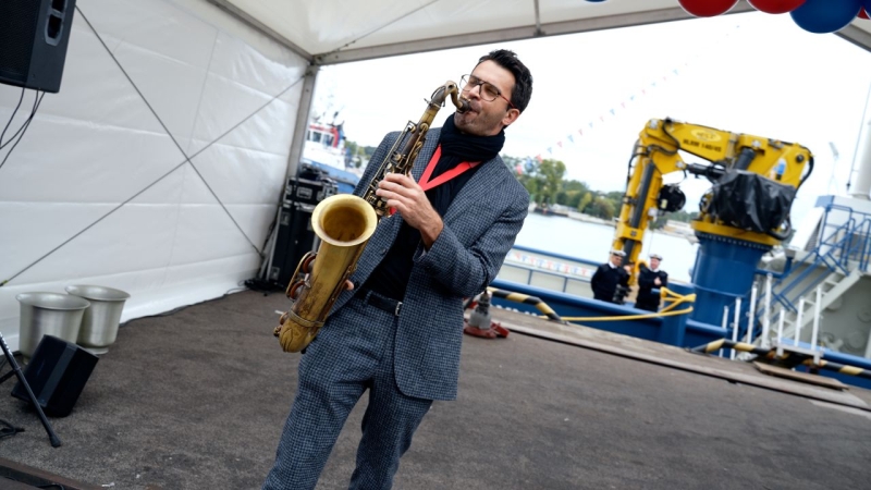 Fairplay-37 ochrzczony i gotowy do akcji [WIDEO, ZDJĘCIA]-GospodarkaMorska.pl