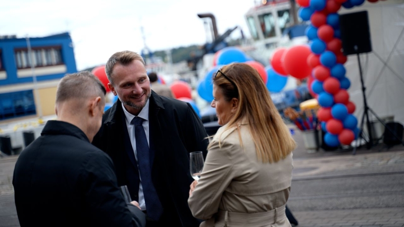 Fairplay-37 ochrzczony i gotowy do akcji [WIDEO, ZDJĘCIA]-GospodarkaMorska.pl