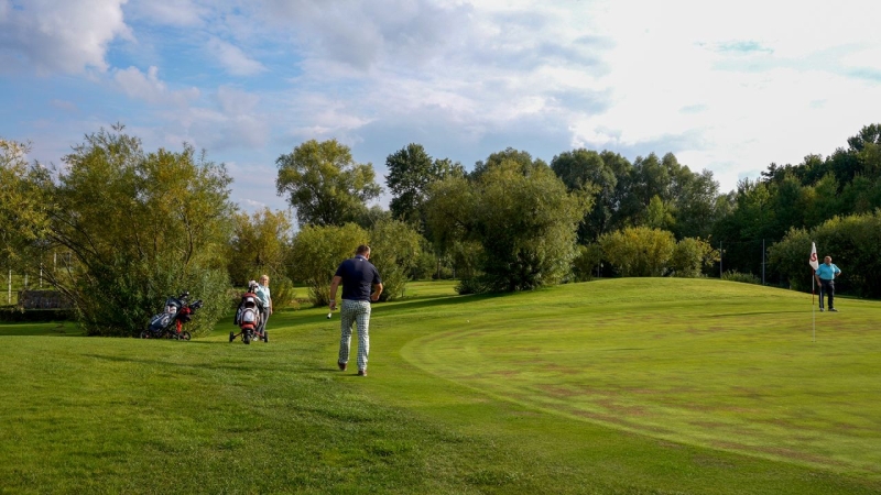 Golfiści zakończyli sezon w Postołowie [WIDEO, ZDJĘCIA]-GospodarkaMorska.pl