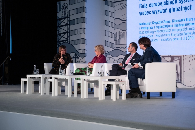 IX Forum Korytarza Transportowego Bałtyk-Adriatyk [WIDEO]-GospodarkaMorska.pl