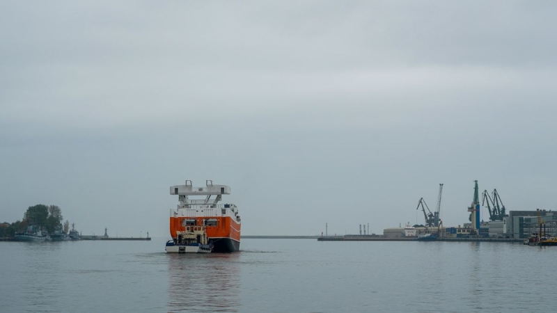 Stocznia Karstensen. Wodowanie statku rybackiego Sille Marie [WIDEO]-GospodarkaMorska.pl