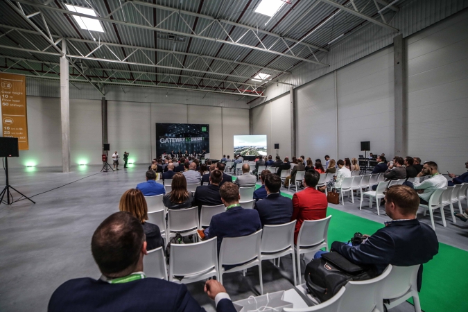 Goodman zwiększa powierzchnię magazynową w gdańskim porcie (foto, wideo)-GospodarkaMorska.pl