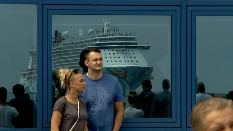 Norwegian Getaway w Gdyni. To najdłuższy wycieczkowiec w historii polskich portów-GospodarkaMorska.pl