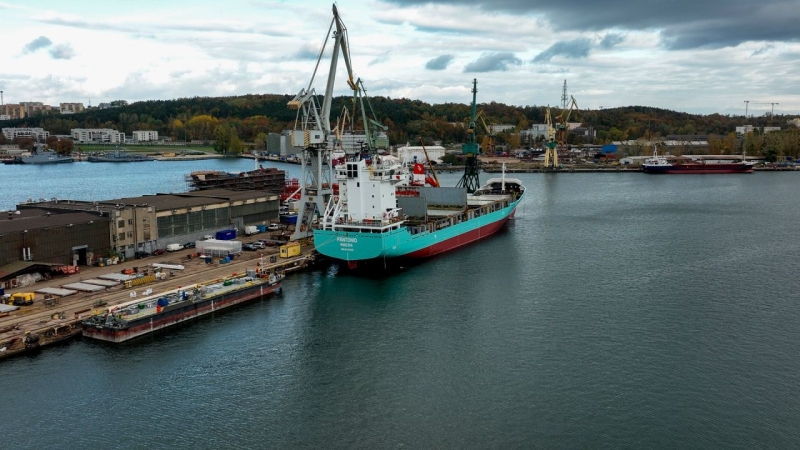 Stocznia Nauta zdobywa nowych klientów. Remont kontenerowca dla niemieckiego armatora-GospodarkaMorska.pl