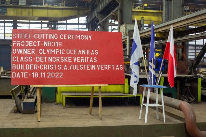 W stoczni Crist powstaje zeroemisyjny statek do obsługi offshore wind [ZDJĘCIA]-GospodarkaMorska.pl