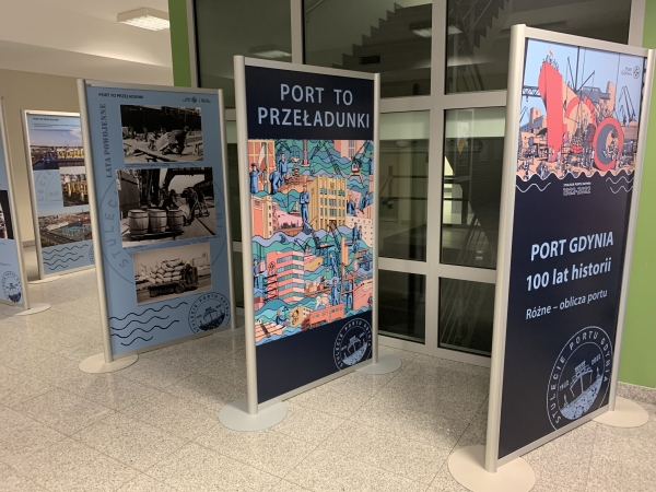 Wspominając przeszłość i spoglądając w przyszłość. Seminarium z okazji 100-lecia Portu Gdynia-GospodarkaMorska.pl