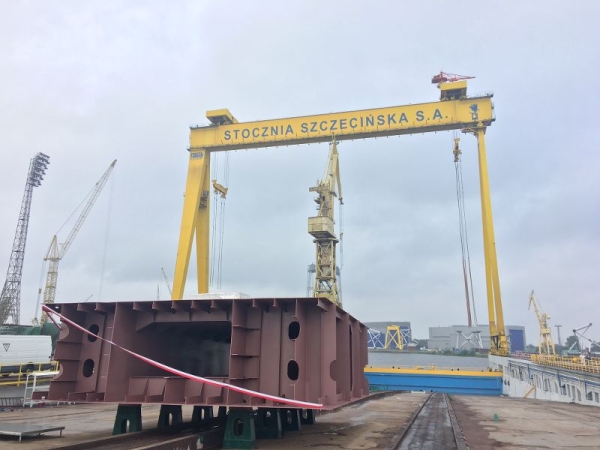 Położenie stępki pod budowę promu dla PŻB-GospodarkaMorska.pl