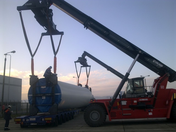 Kalmar wzmacnia potencjał przeładunkowy BCT w Gdyni [ZDJĘCIA]-GospodarkaMorska.pl