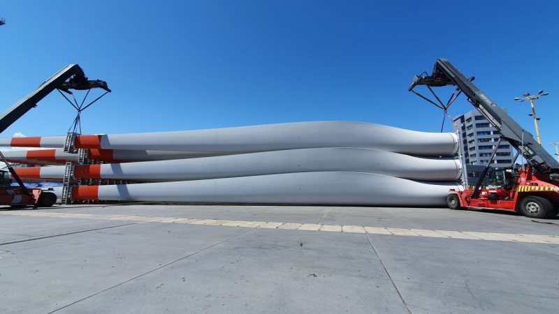 Kalmar wzmacnia potencjał przeładunkowy BCT w Gdyni [ZDJĘCIA]-GospodarkaMorska.pl