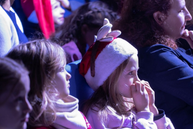 Port Gdańsk wspiera słynny ukraiński musical świąteczny [WIDEO, ZDJĘCIA]-GospodarkaMorska.pl