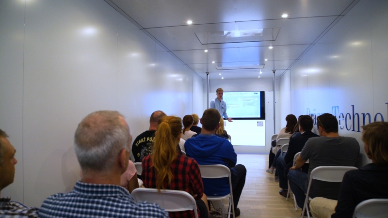 Mobilny showroom Dräger w Gdańsku-GospodarkaMorska.pl