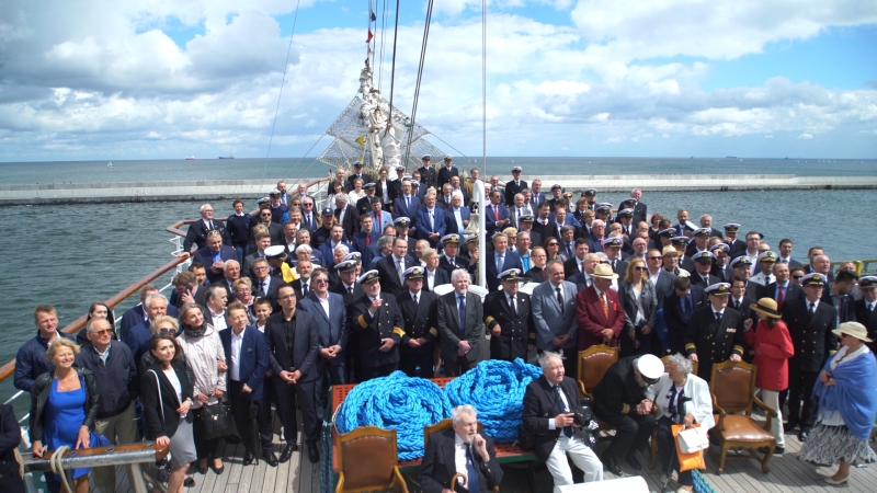 Dar Mlodzieży - 35 lat pod biało-czerwoną banderą-GospodarkaMorska.pl