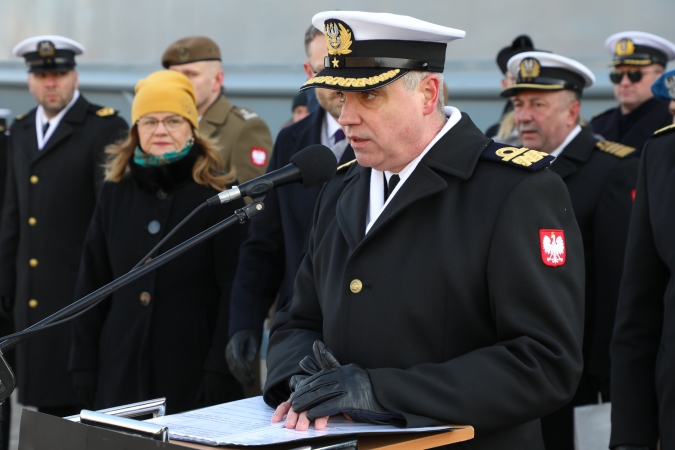 Przekazanie obowiązków dowódcy 8. Flotylli Obrony Wybrzeża [GALERIA]-GospodarkaMorska.pl