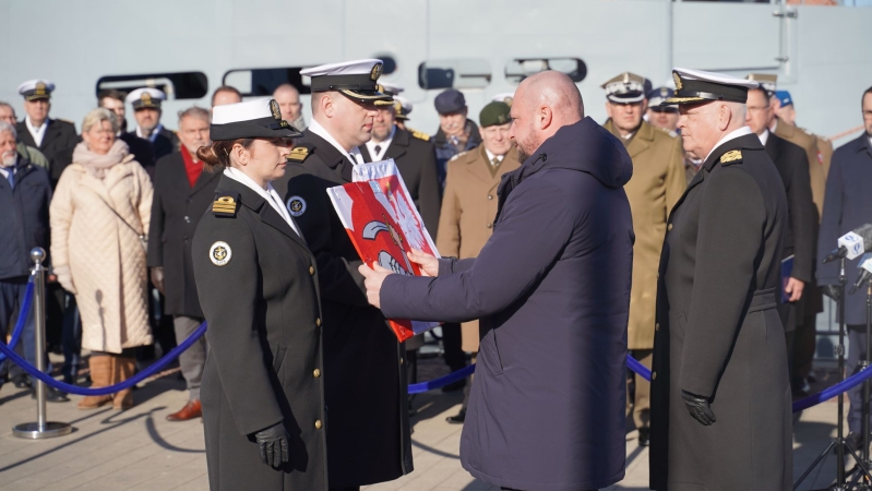 Czas upłynął! ORP Mewa wchodzi do szyku-GospodarkaMorska.pl