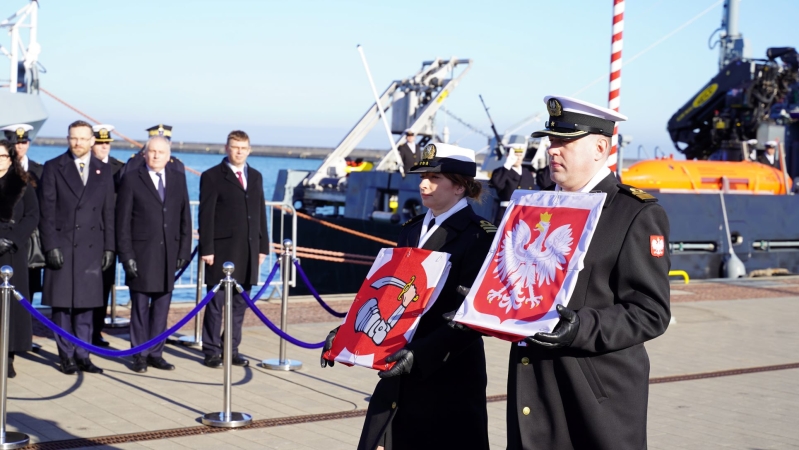 Czas upłynął! ORP Mewa wchodzi do szyku-GospodarkaMorska.pl