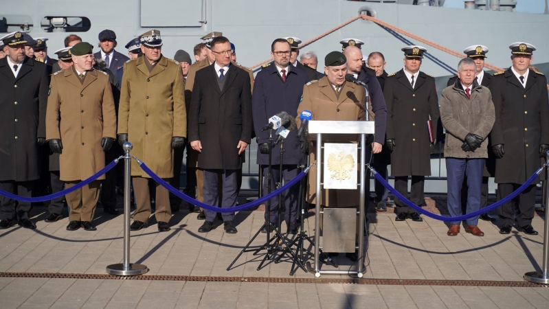 Czas upłynął! ORP Mewa wchodzi do szyku-GospodarkaMorska.pl