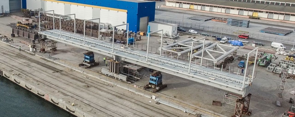 Nowoczesny zakład produkcyjny na terenie Portu Gdynia do wynajęcia lub kupna-GospodarkaMorska.pl