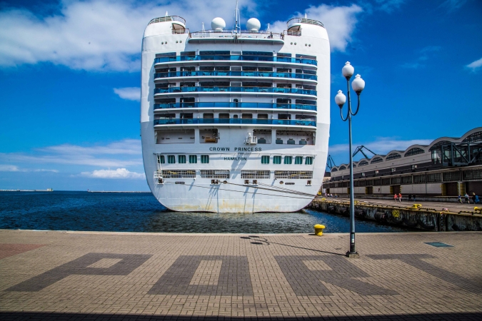 Crown Princess w gdyńskim porcie-GospodarkaMorska.pl