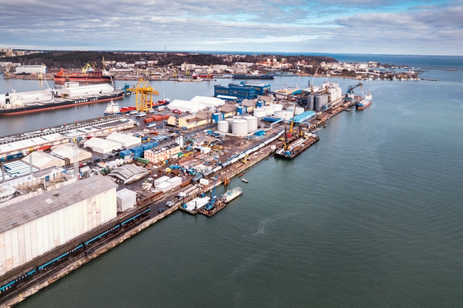 Port Gdynia. Przebudowa Nabrzeża Indyjskiego w toku-GospodarkaMorska.pl