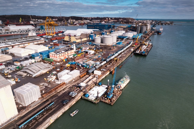Port Gdynia. Przebudowa Nabrzeża Indyjskiego w toku-GospodarkaMorska.pl