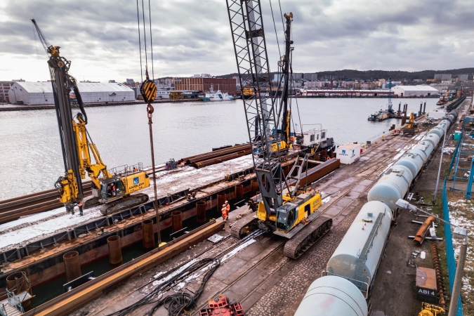 Port Gdynia. Przebudowa Nabrzeża Indyjskiego w toku-GospodarkaMorska.pl