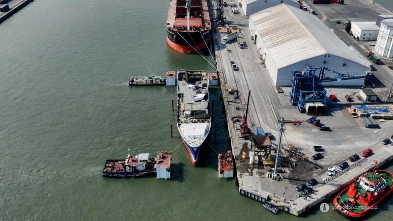 Karstensen. Zobacz wodowanie dwóch kolejnych statków-GospodarkaMorska.pl