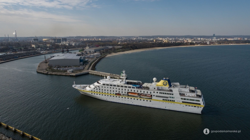 Hamburg na start. Port Gdańsk otworzył sezon wycieczkowy-GospodarkaMorska.pl