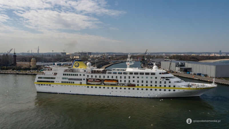 Hamburg na start. Port Gdańsk otworzył sezon wycieczkowy-GospodarkaMorska.pl