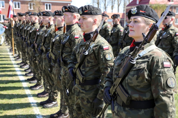 80 lat służby morskich saperów (GALERIA)-GospodarkaMorska.pl