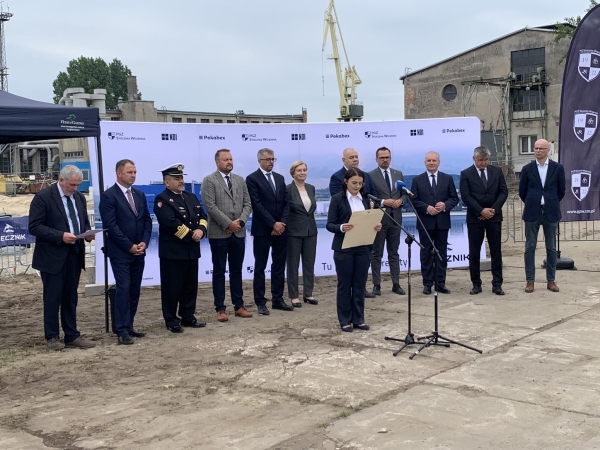 Wmurowano kamień węgielny pod największą inwestycję PGZ Stocznia Wojenna. Tu powstanie 