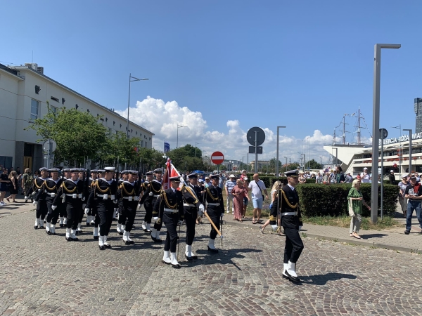 W Gdyni i Świnoujściu odbyły się pikniki wojskowe w ramach Święta Marynarki Wojennej [GALERIA]-GospodarkaMorska.pl