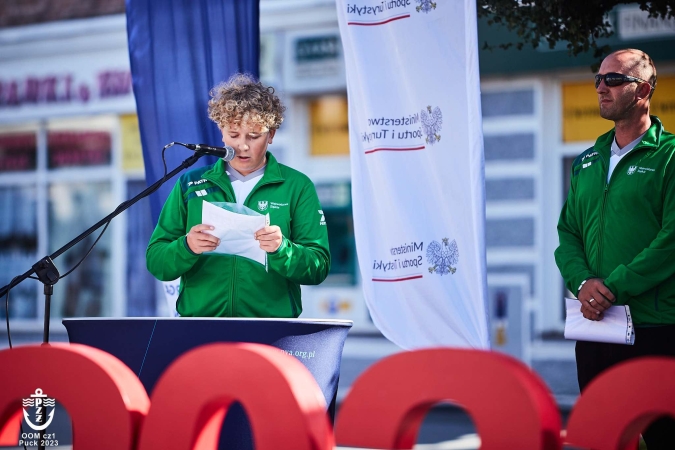 Olimpijski ceremoniał i regaty w deszczu i gradzie. Ogólnopolska Olimpiada Młodzieży w żeglarstwie-GospodarkaMorska.pl