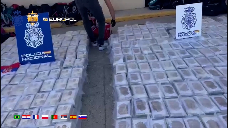 Międzynarodowa akcja służb. 2,7 tony kokainy przejęte ze statku na Atlantyku-GospodarkaMorska.pl