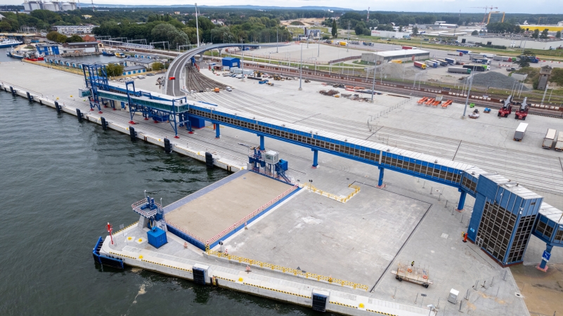 Koniec prac na terminalu promowym w Świnoujściu-GospodarkaMorska.pl