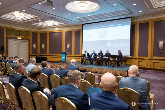 Nowe koncesje na offshore rozdane. Konferencja Ministerstwa Infrastruktury [wideo]-GospodarkaMorska.pl