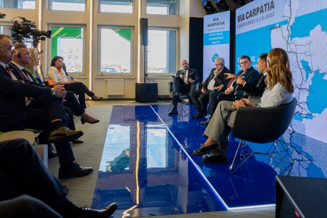 Instytut Międzymorza podejmuje współpracę z Uniwersytetem Arystotelesa [wideo]-GospodarkaMorska.pl