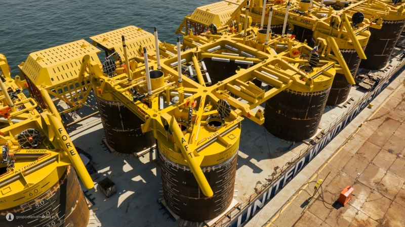 Mostostal Pomorze. 5 podwodnych konstrukcji na pole gazowe popłynęło do Norwegii-GospodarkaMorska.pl