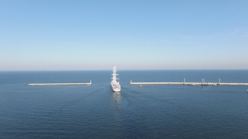 Wind Surf – kolejna gwiazda gdyńskiej Alei Statków Pasażerskich (foto, wideo)-GospodarkaMorska.pl