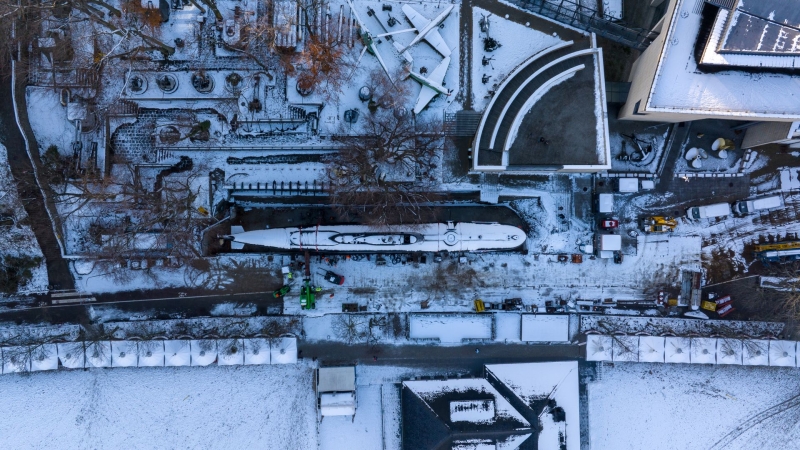 Sokół zacumował. To już koniec wielkiej podróży okrętu podwodnego-GospodarkaMorska.pl