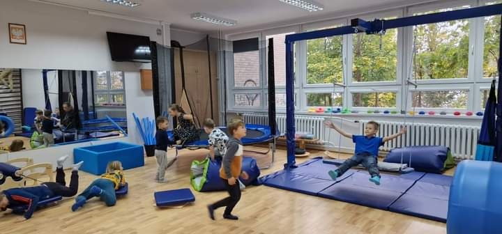 ONE Terminal RUN Hutchison Ports Gdynia 2023 - rekord charytatywnej zbiórki! Znamy datę tegorocznego biegu-GospodarkaMorska.pl