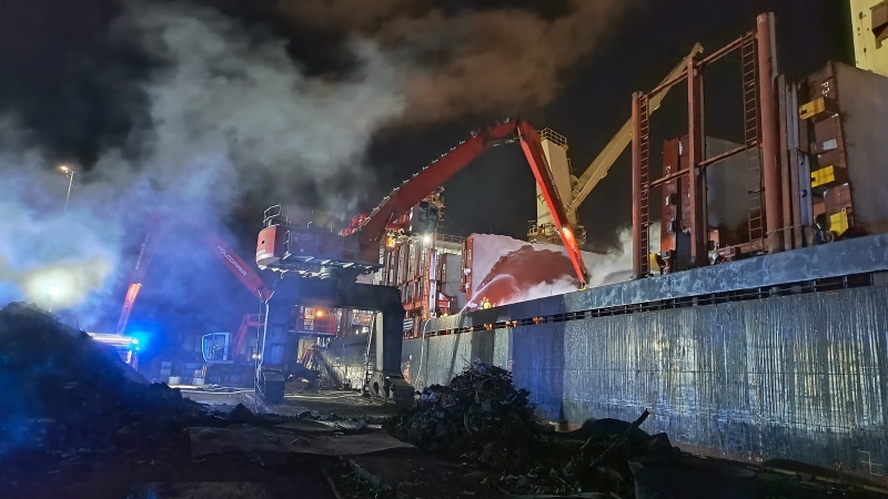 Pożar na statku w Porcie Gdańsk-GospodarkaMorska.pl