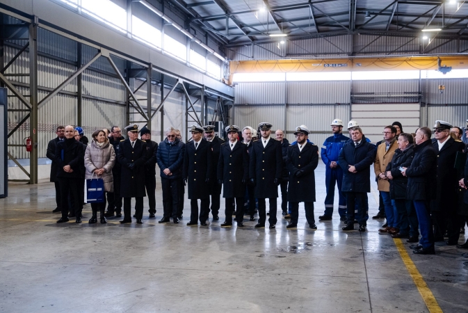 Rozpoczęcie budowy przyszłego ORP Rybitwa w Remontowa Shipbuilding S.A. Za nami już cięcie blach-GospodarkaMorska.pl